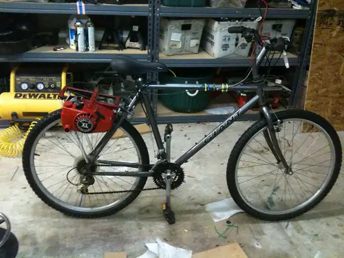 chainsaw engine on bicycle
