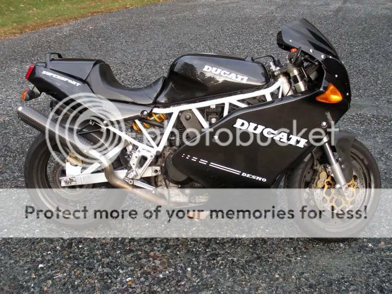 Ducati900ss02.jpg