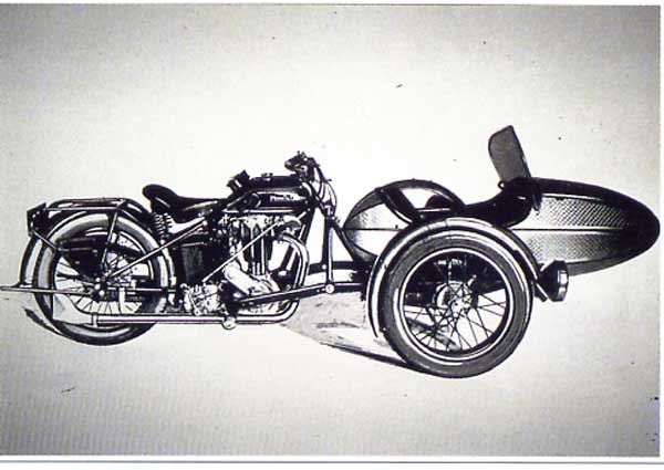 MG500ccTriMonet-02.jpg