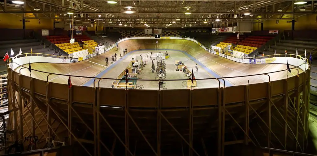 20080406211729_velodrome.jpg