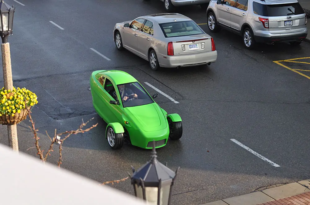 elio3.jpg