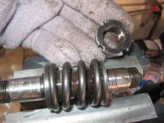 clutchspringtightening010.jpg