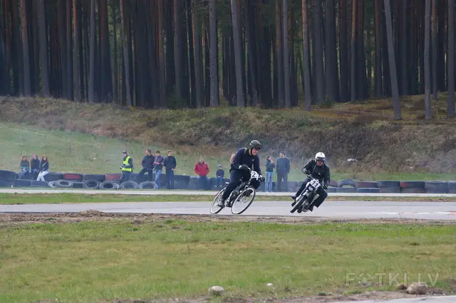 000030613736_%23_2_%23_sbech.jpg