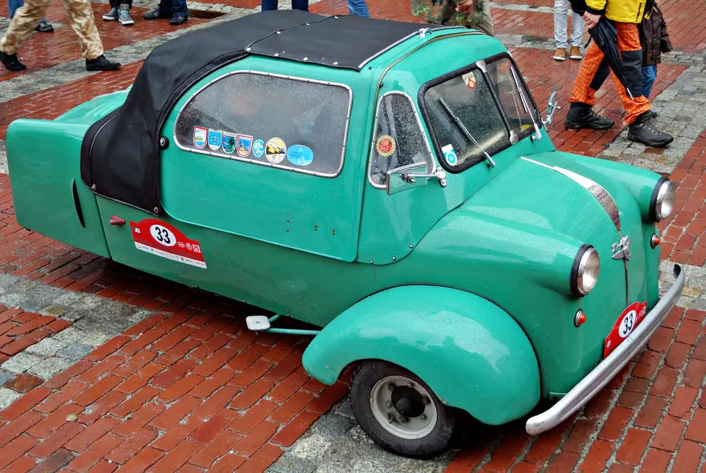 microcar_by_quapouchy_moto-d6evz5g.jpg