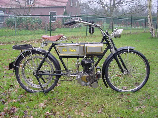 Lewis-1910-1.jpg