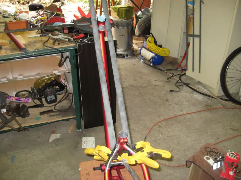 Welding%20the%20Frame%201.jpg