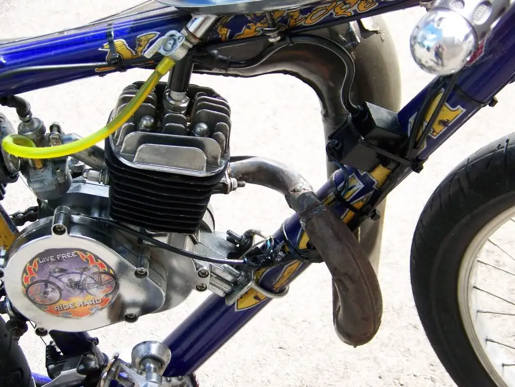 MOTORBIKEAUG2010004.jpg