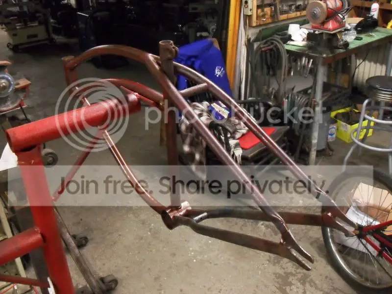 MB12592.jpg