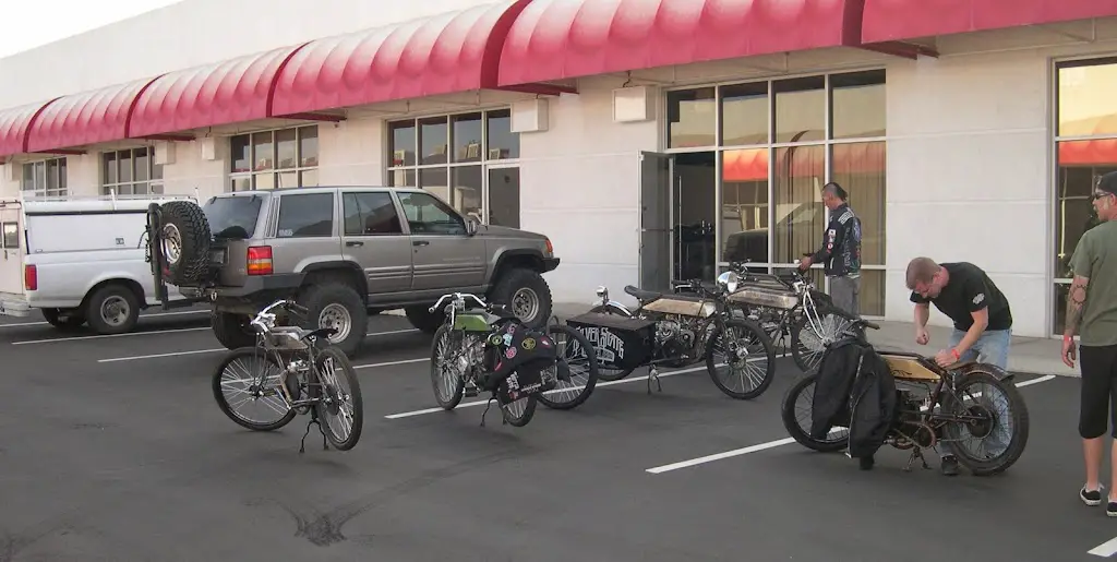 MorningMeet.jpg